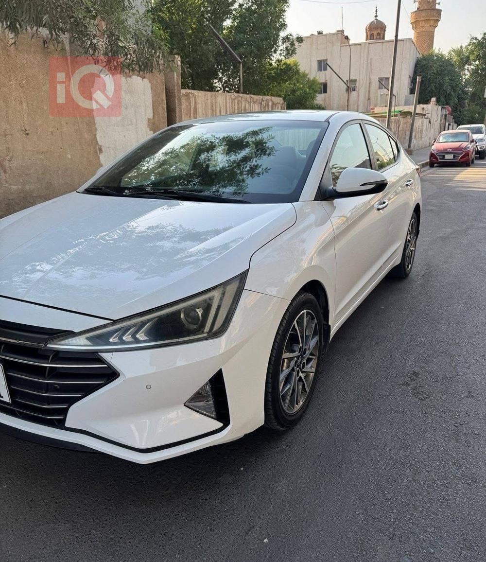 هيونداي النترا